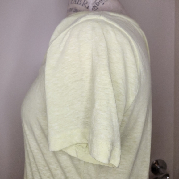 Neon yellow vneck tshirt - Picture 6 of 8